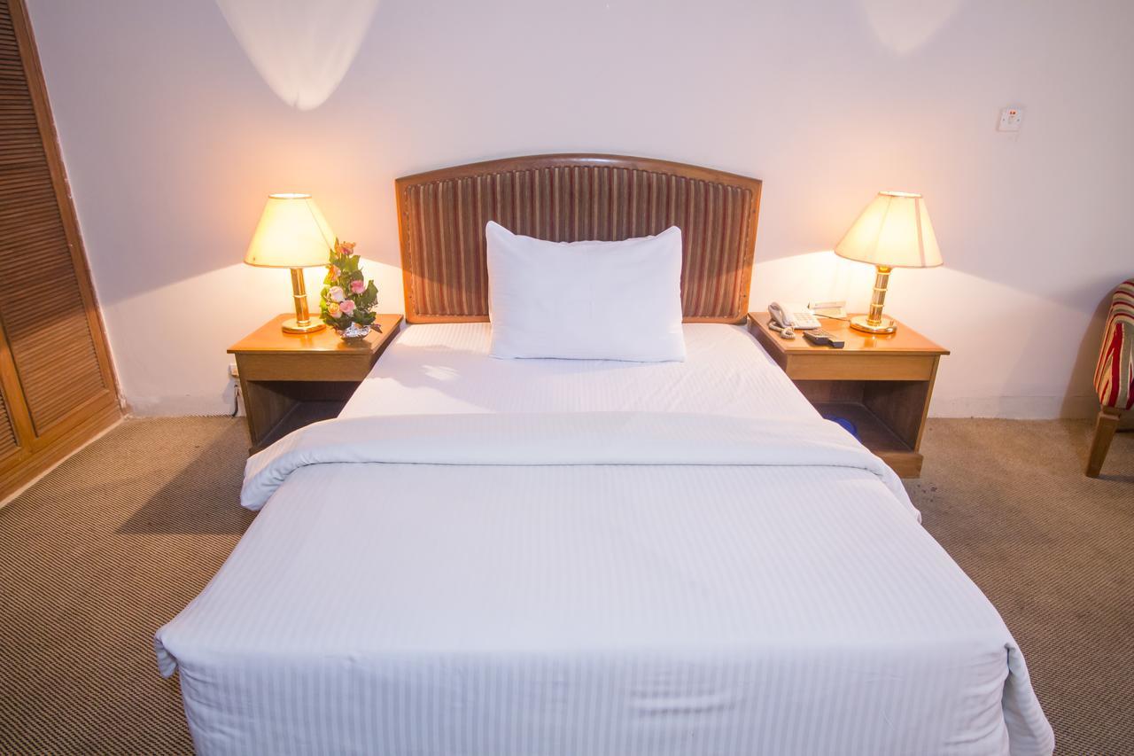 Hotel Swiss Park 다카 외부 사진